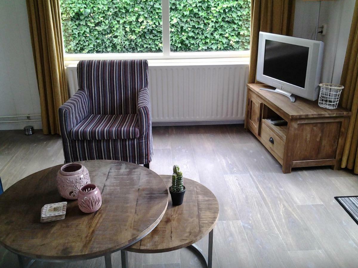 Bed & Breakfast Meinsma Moddergat Esterno foto