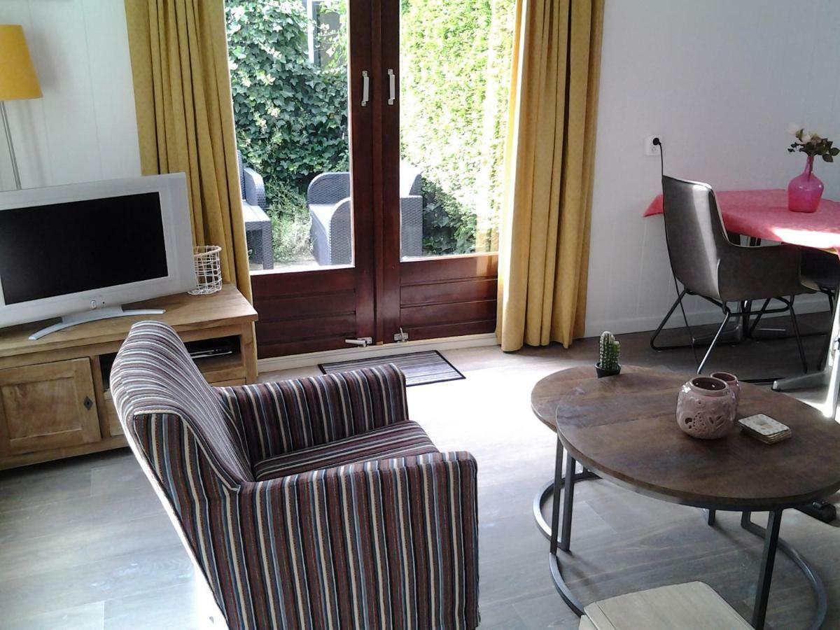 Bed & Breakfast Meinsma Moddergat Esterno foto